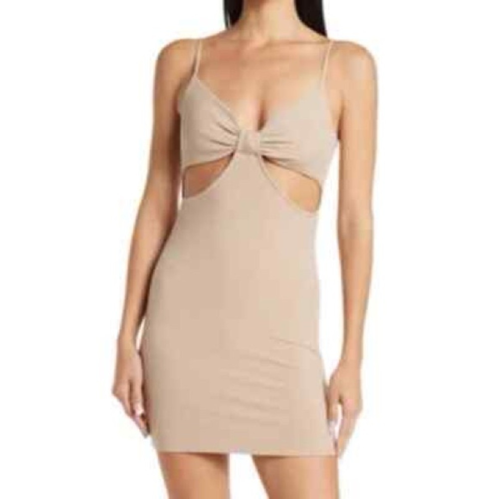 Elodie Taupe Ribbed Cutout Mini Bodycon Spaghetti Strap Dress
Size medium